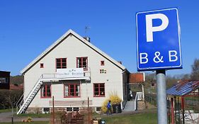 Pilane Bed And Breakfast